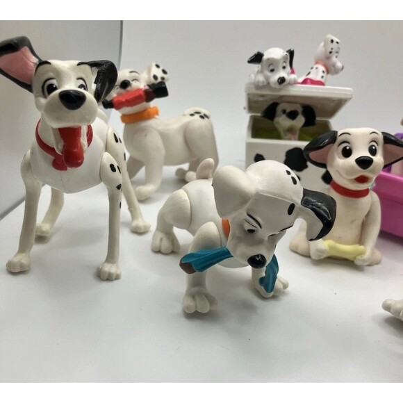 Lot Of 9 Disney 101 Dalmations Figures Animated Dogs Toys - Picture 2 of 4